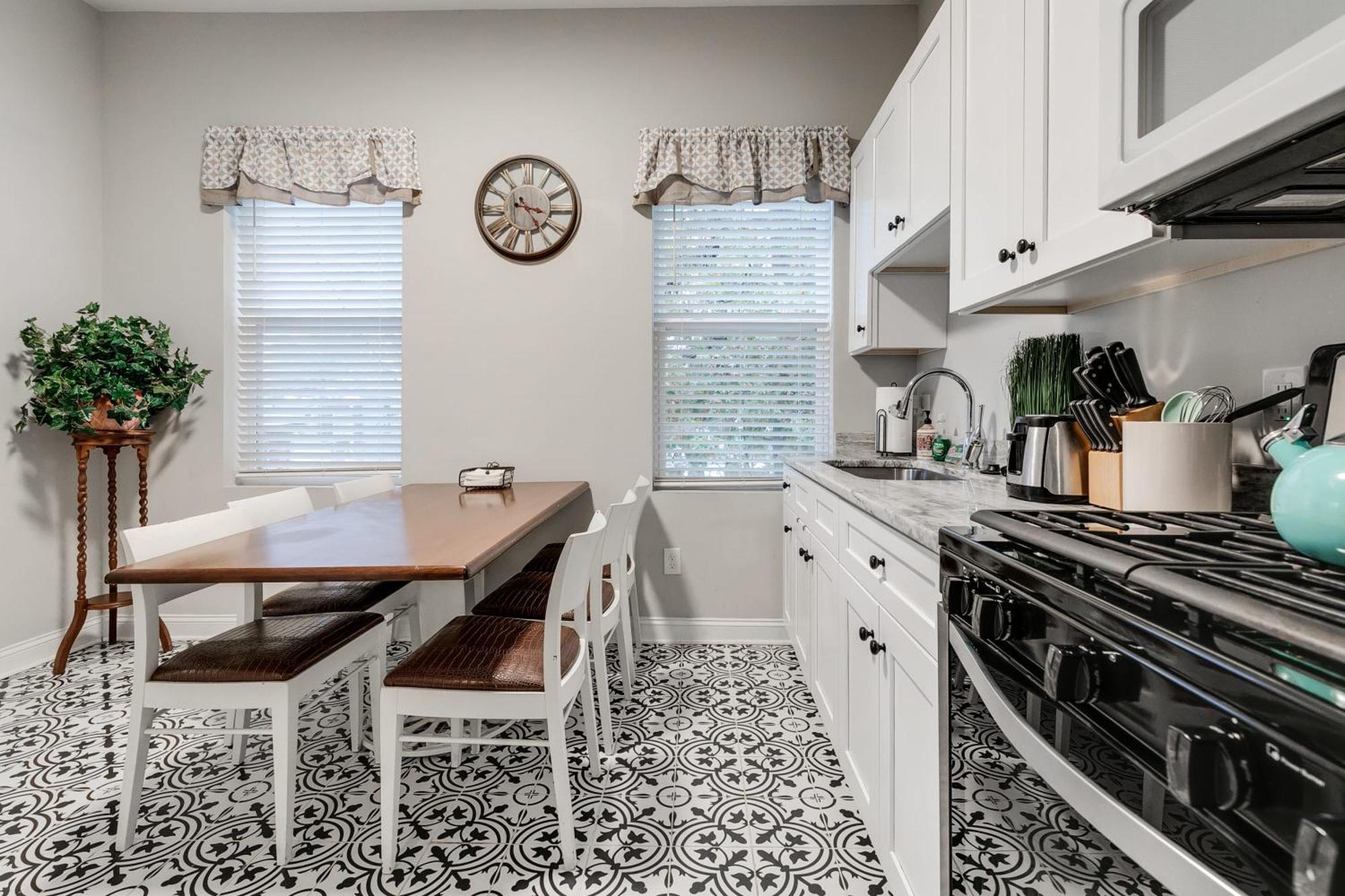 E2 Centrally Located In Carytown Fully Fenced 리치먼드 외부 사진